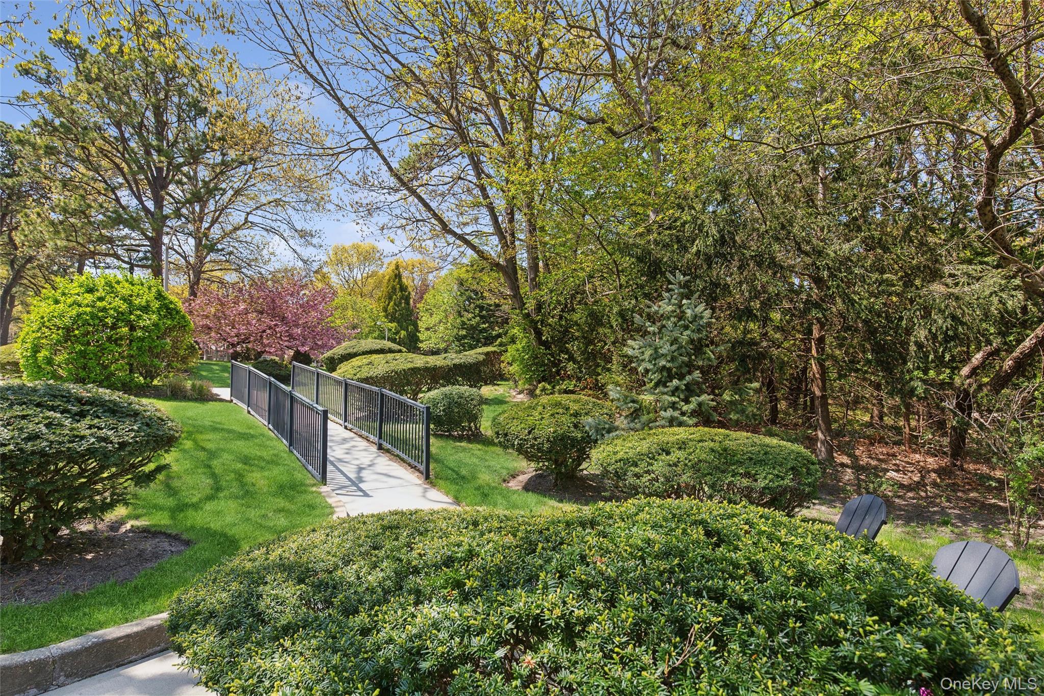 18 Glen Hollow Drive Unit: F1