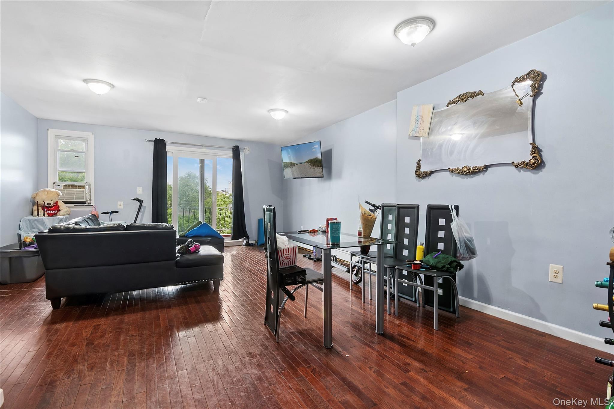 28 Saint Andrews Place Unit: 4