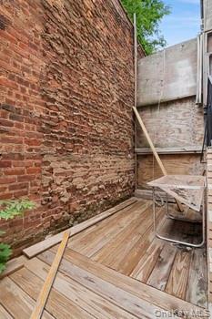 28 Saint Andrews Place Unit: 4