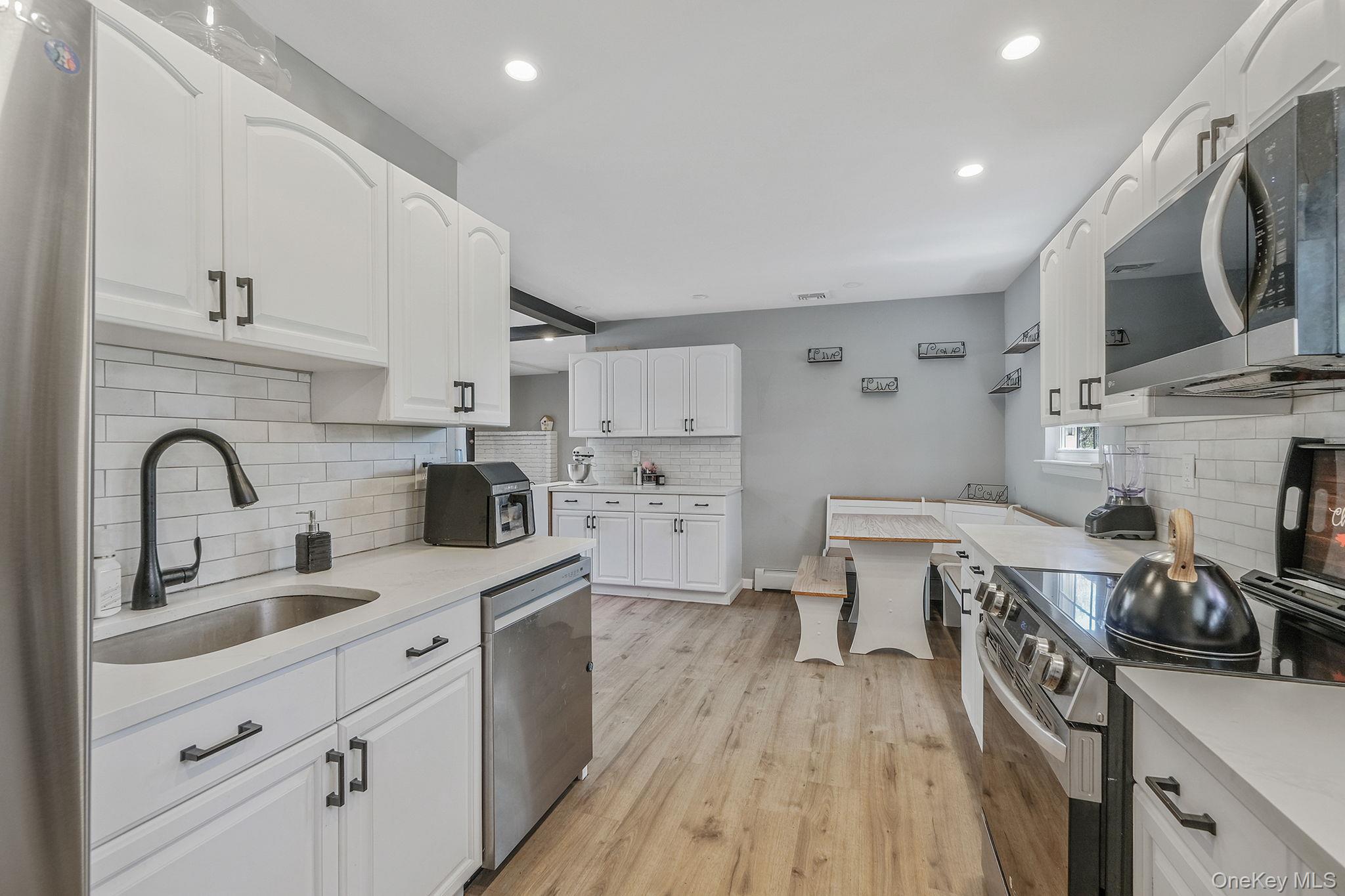 5 Oakwood Avenue