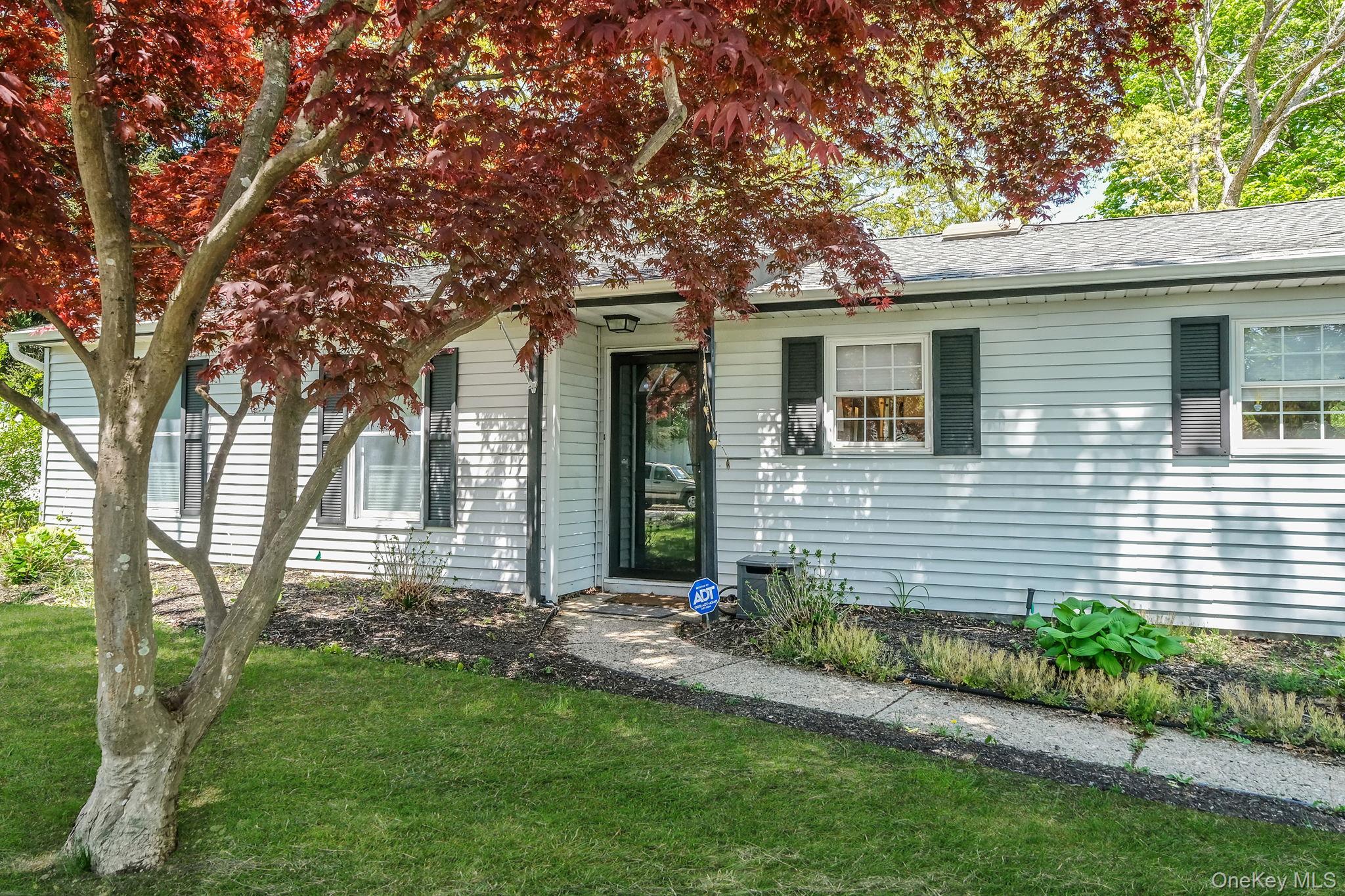 5 Oakwood Avenue