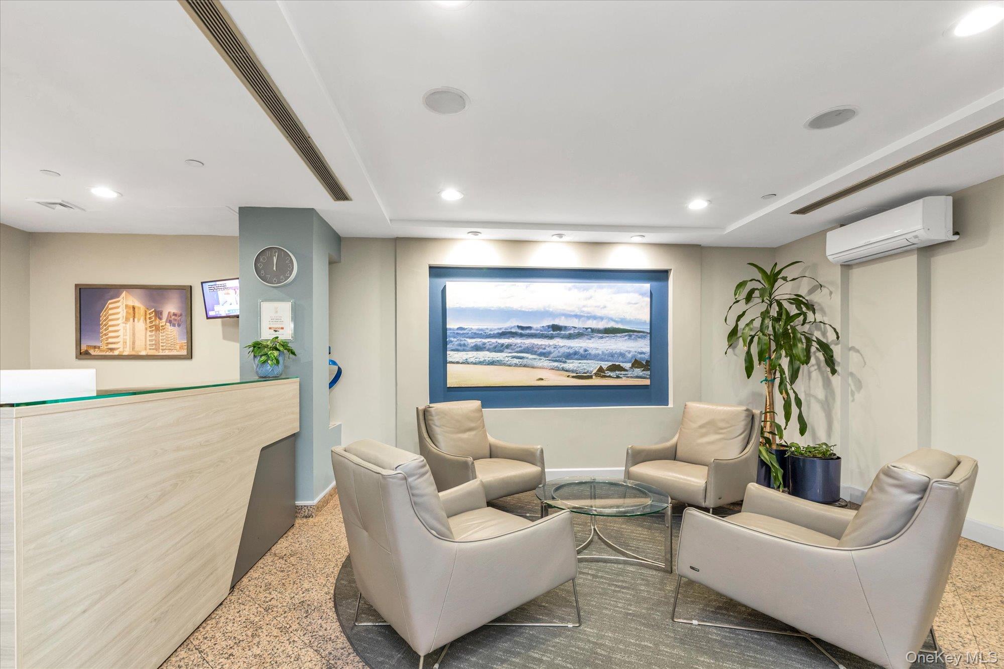360 Shore Road Unit: 2C