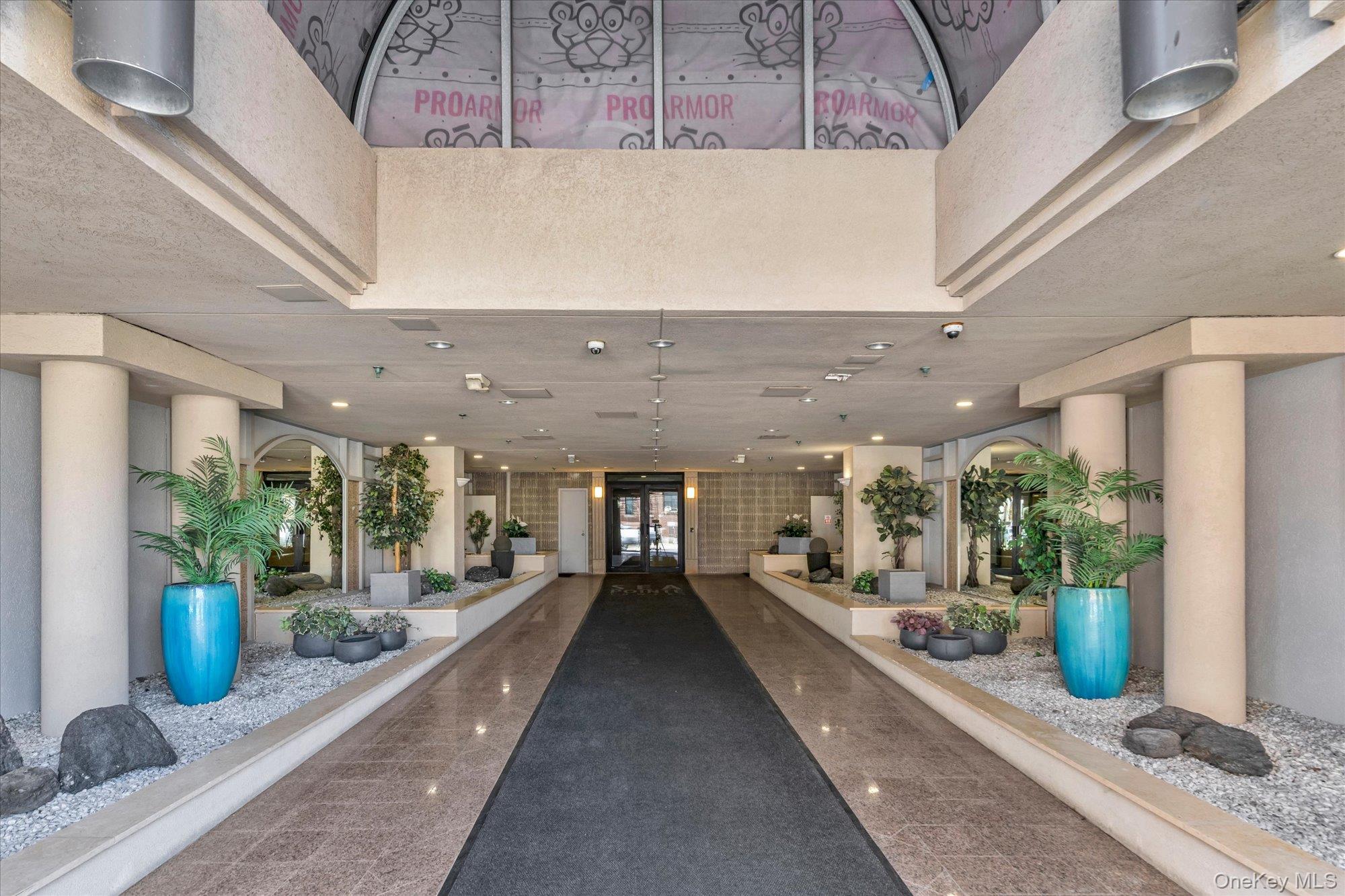 360 Shore Road Unit: 2C