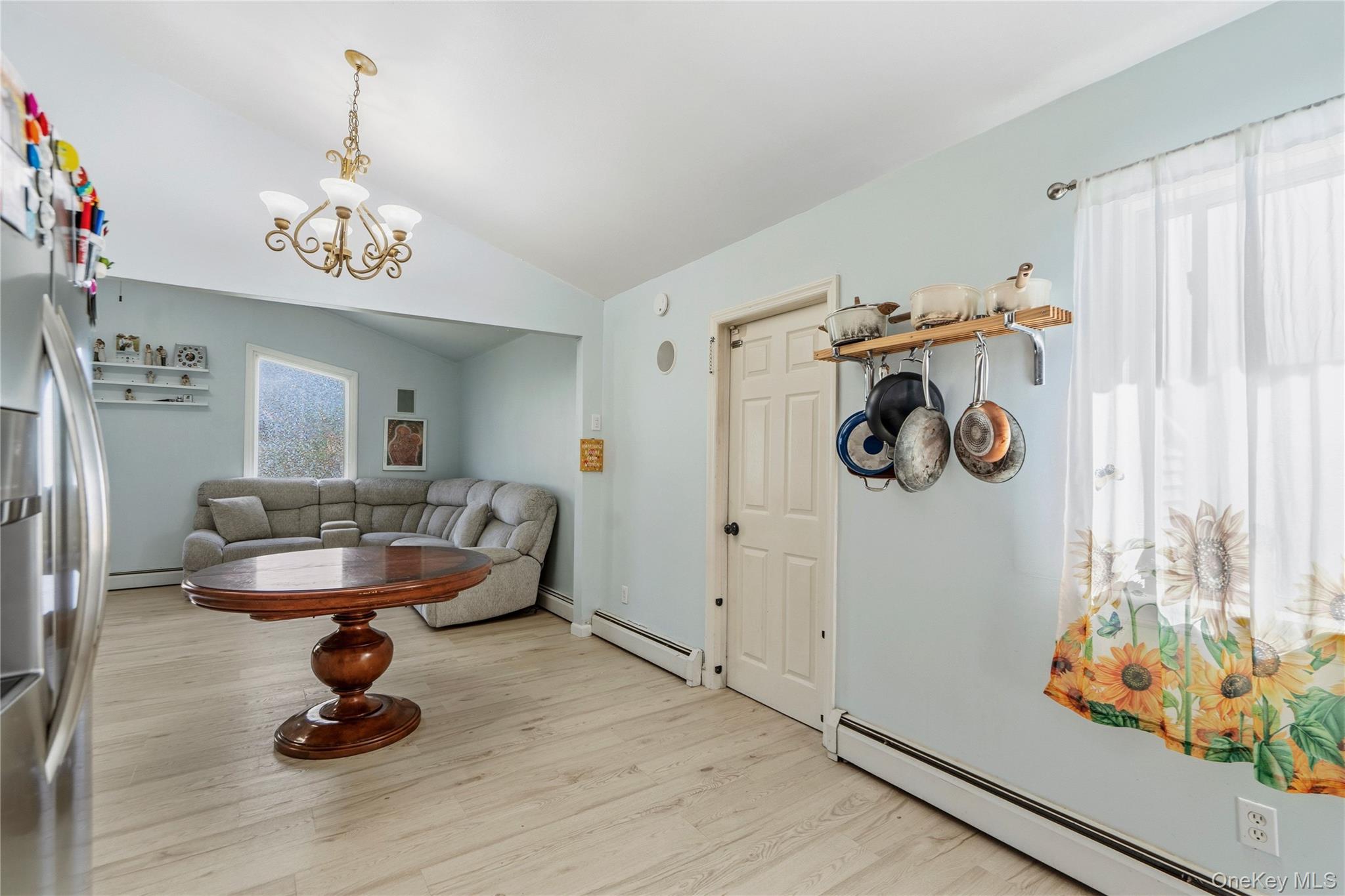 82 Robinwood Drive