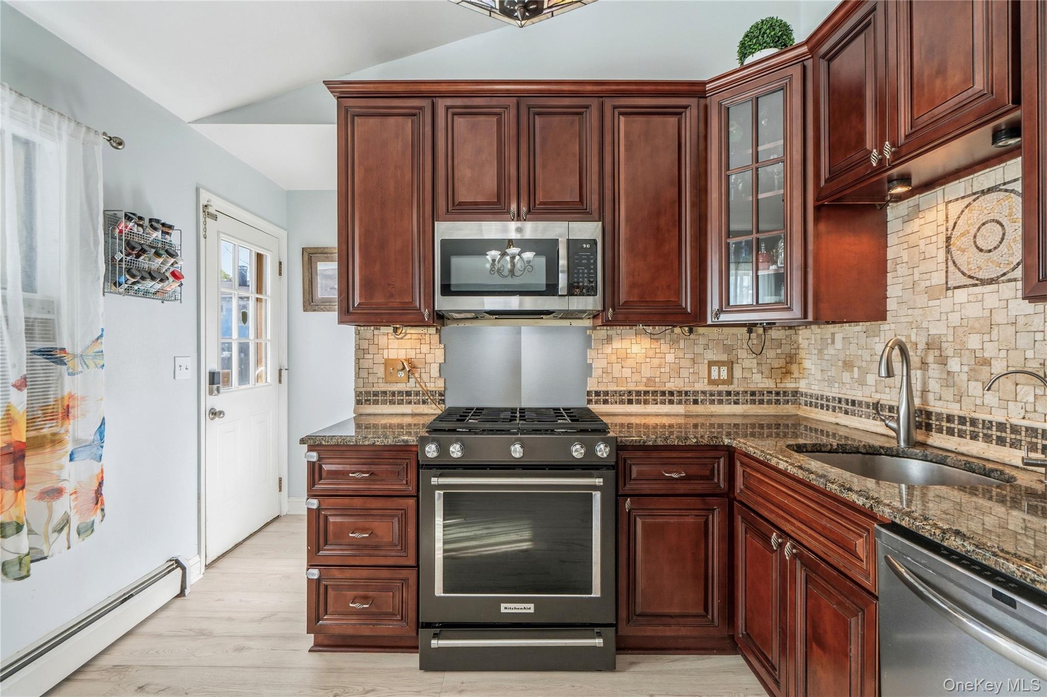 82 Robinwood Drive