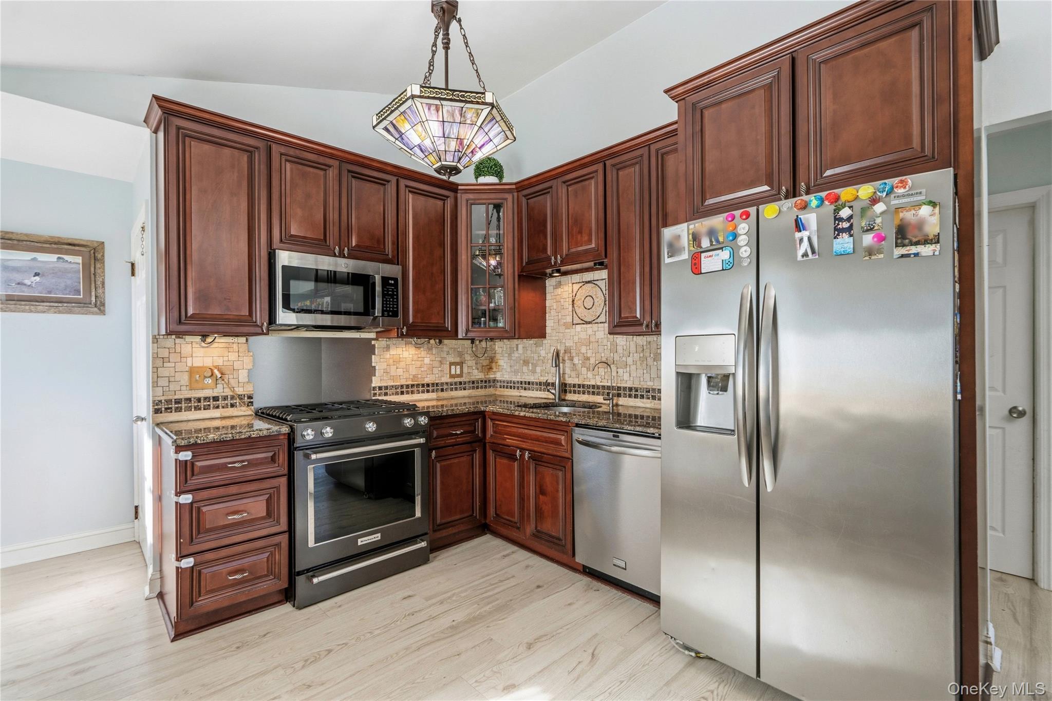 82 Robinwood Drive