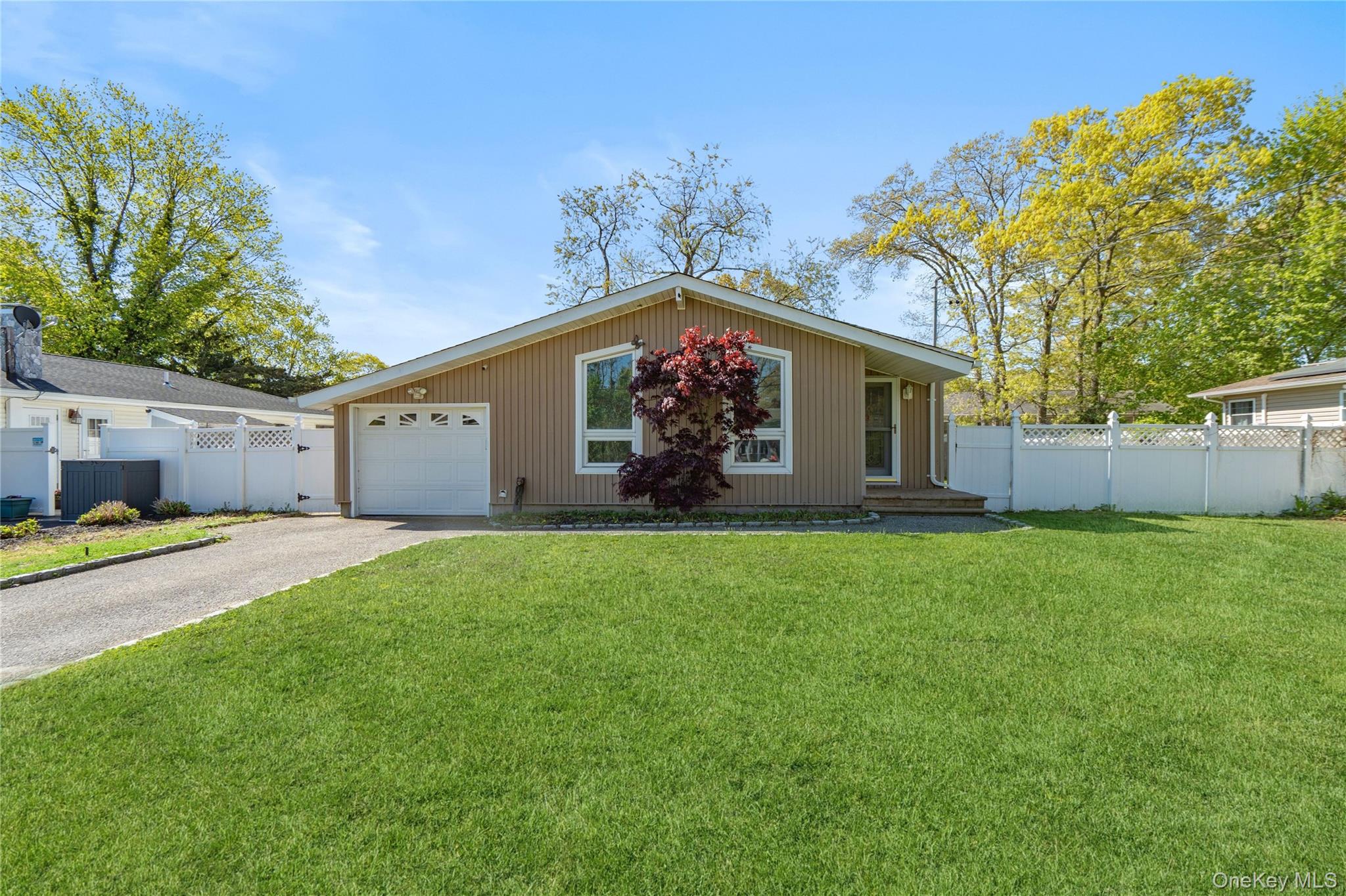 82 Robinwood Drive