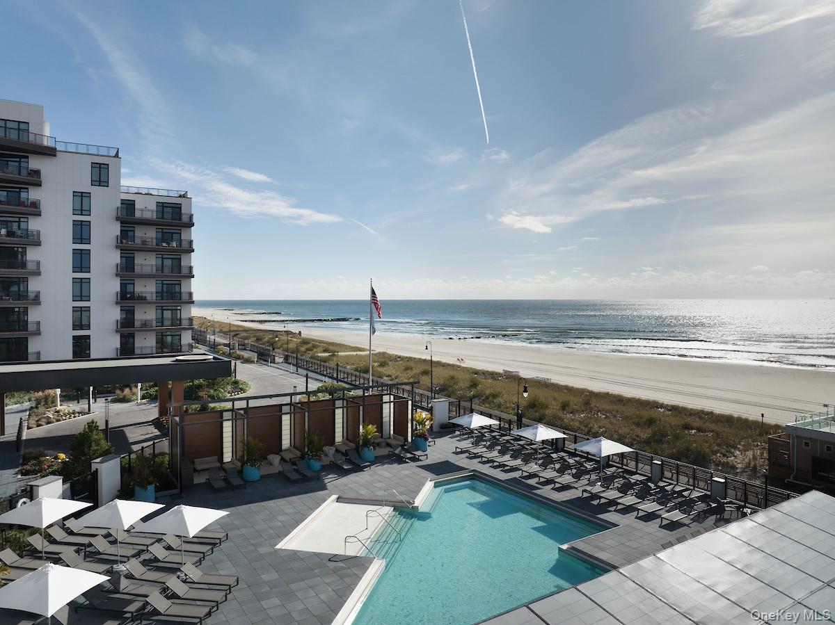 140 Boardwalk Unit: L8 B