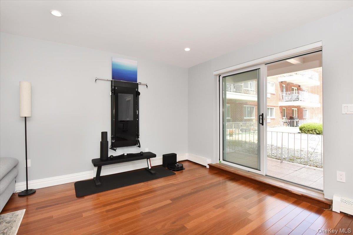 320 E Shore Road Unit: 2-A