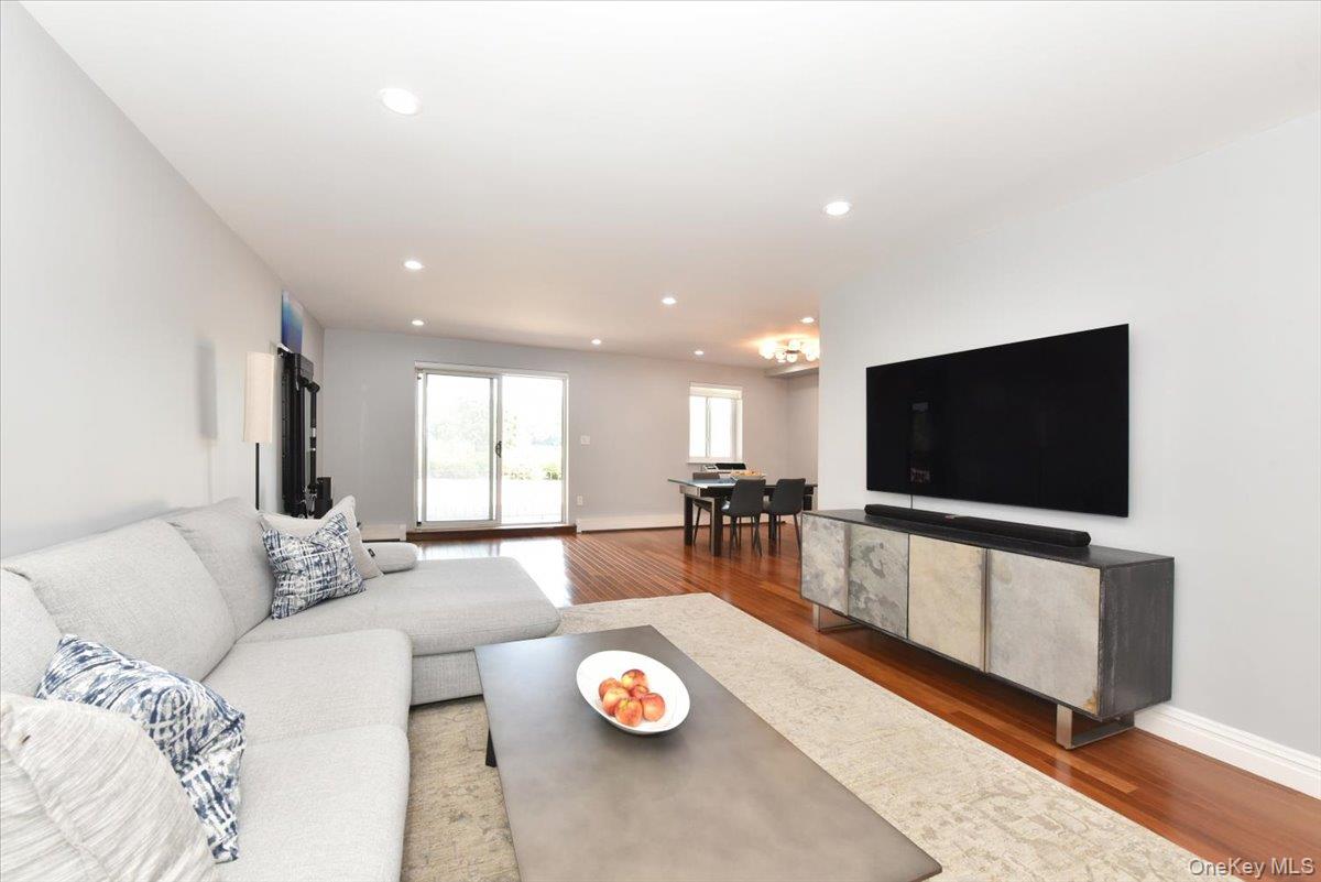 320 E Shore Road Unit: 2-A