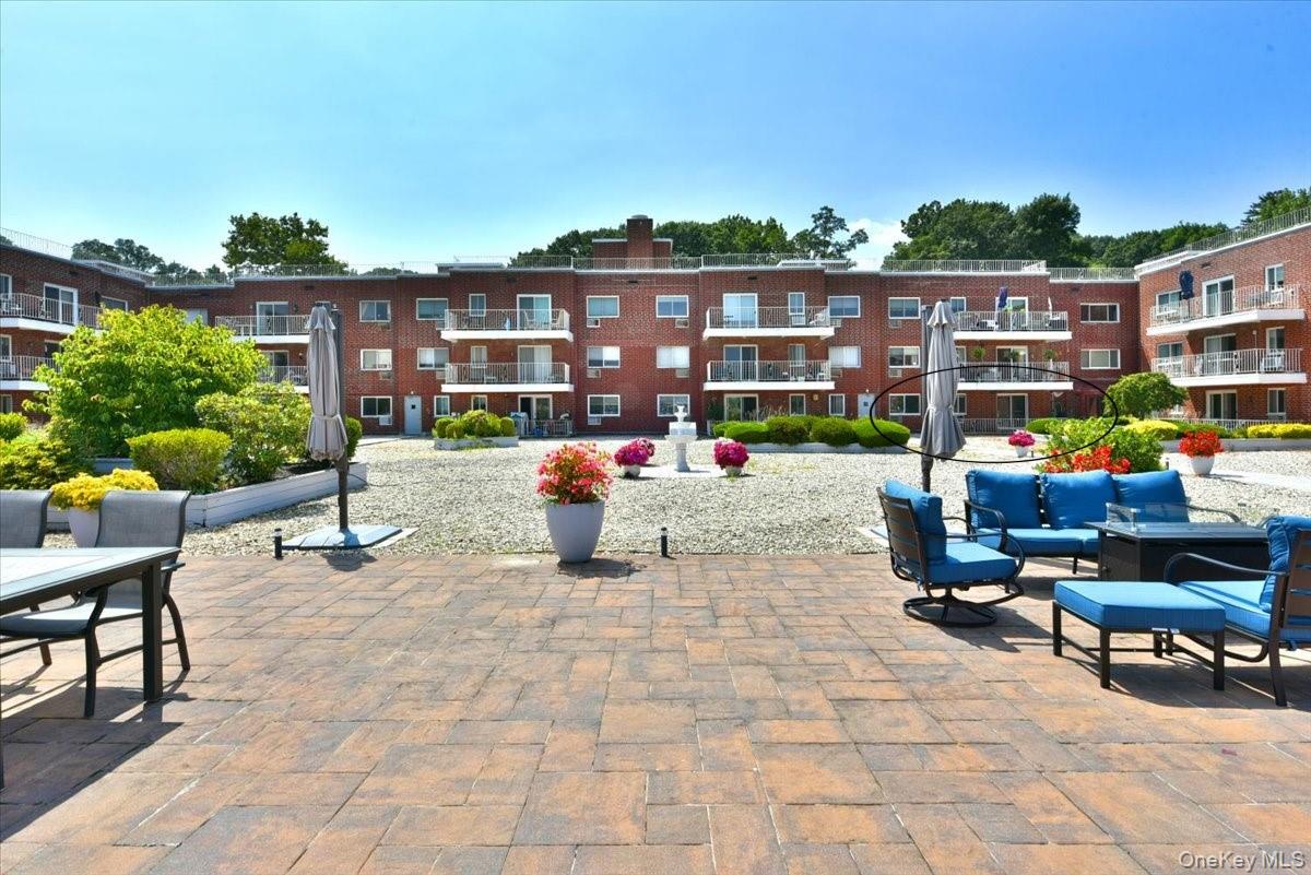 320 E Shore Road Unit: 2-A