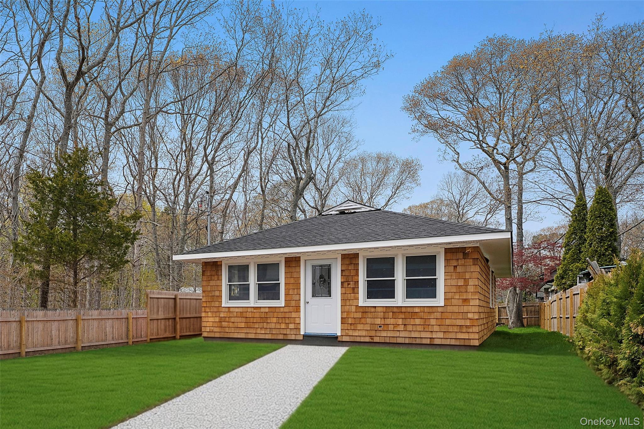 50 Squires Avenue