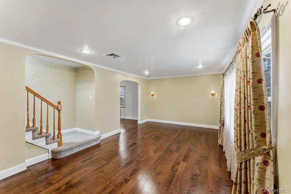 99 Norwood Avenue