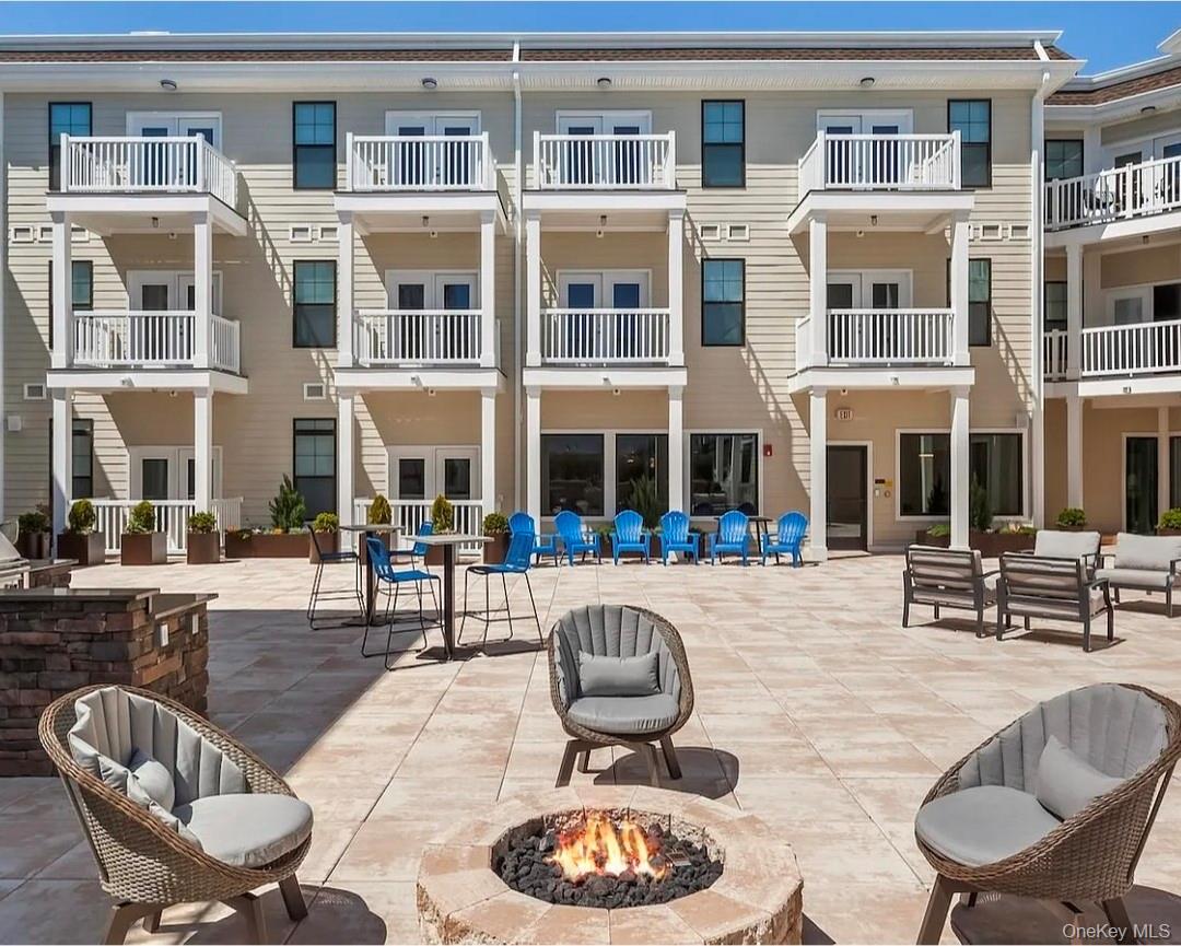 5 Freer Street Unit: 411