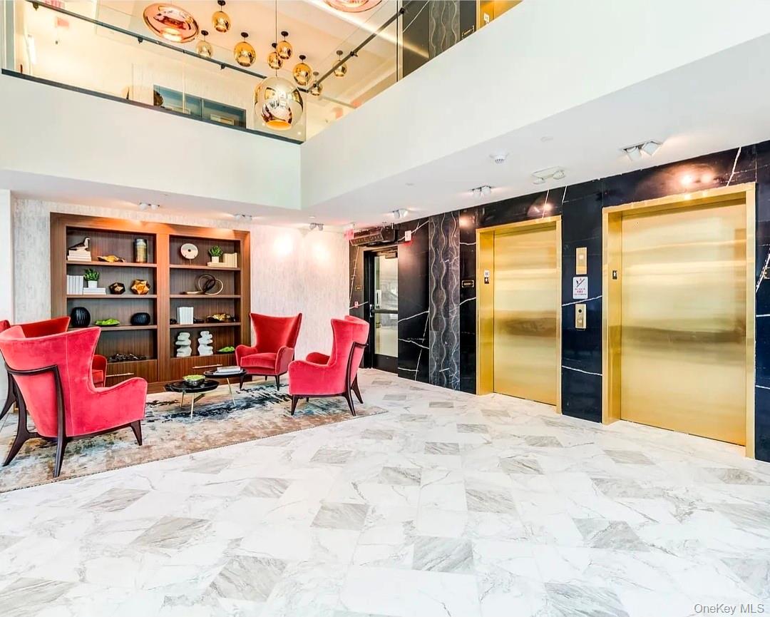 5 Freer Street Unit: 411