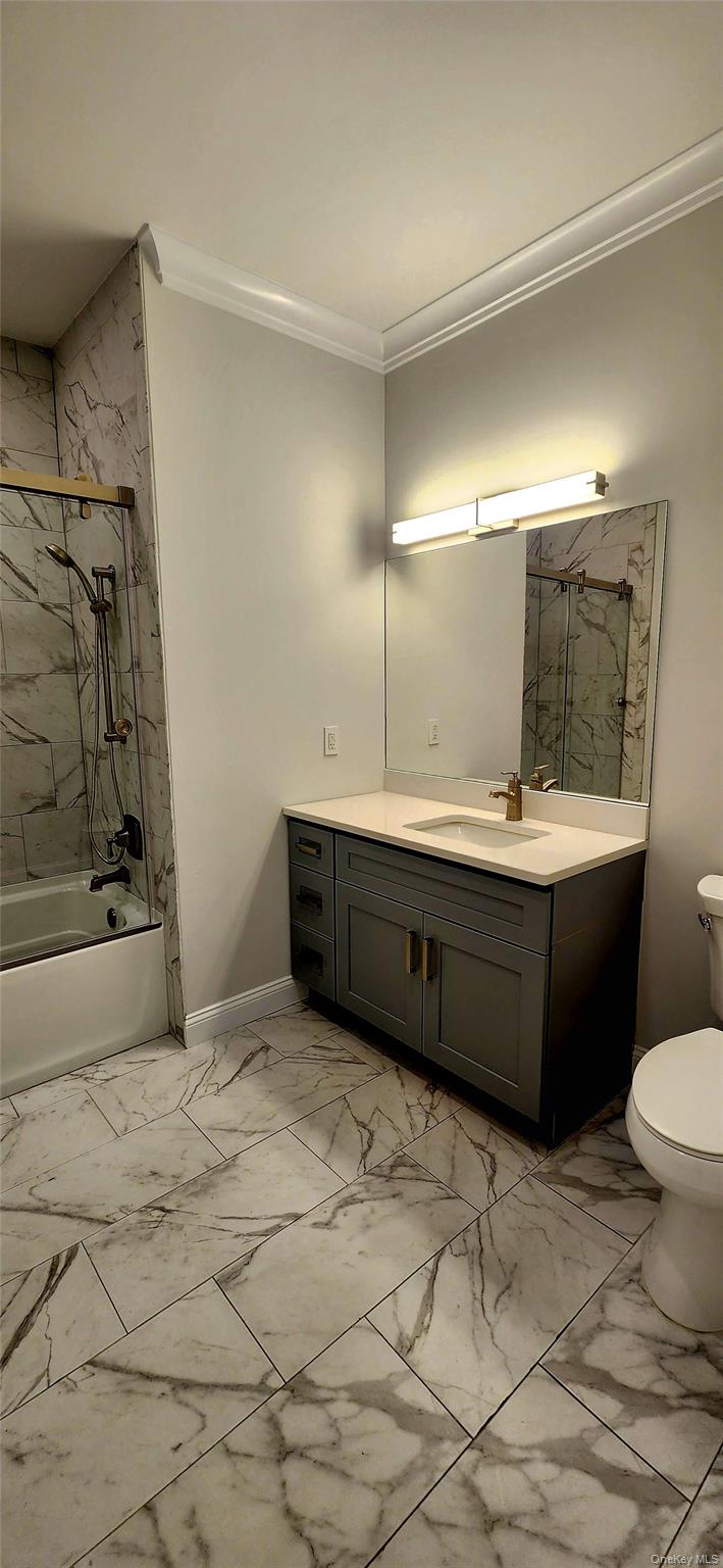 5 Freer Street Unit: 306