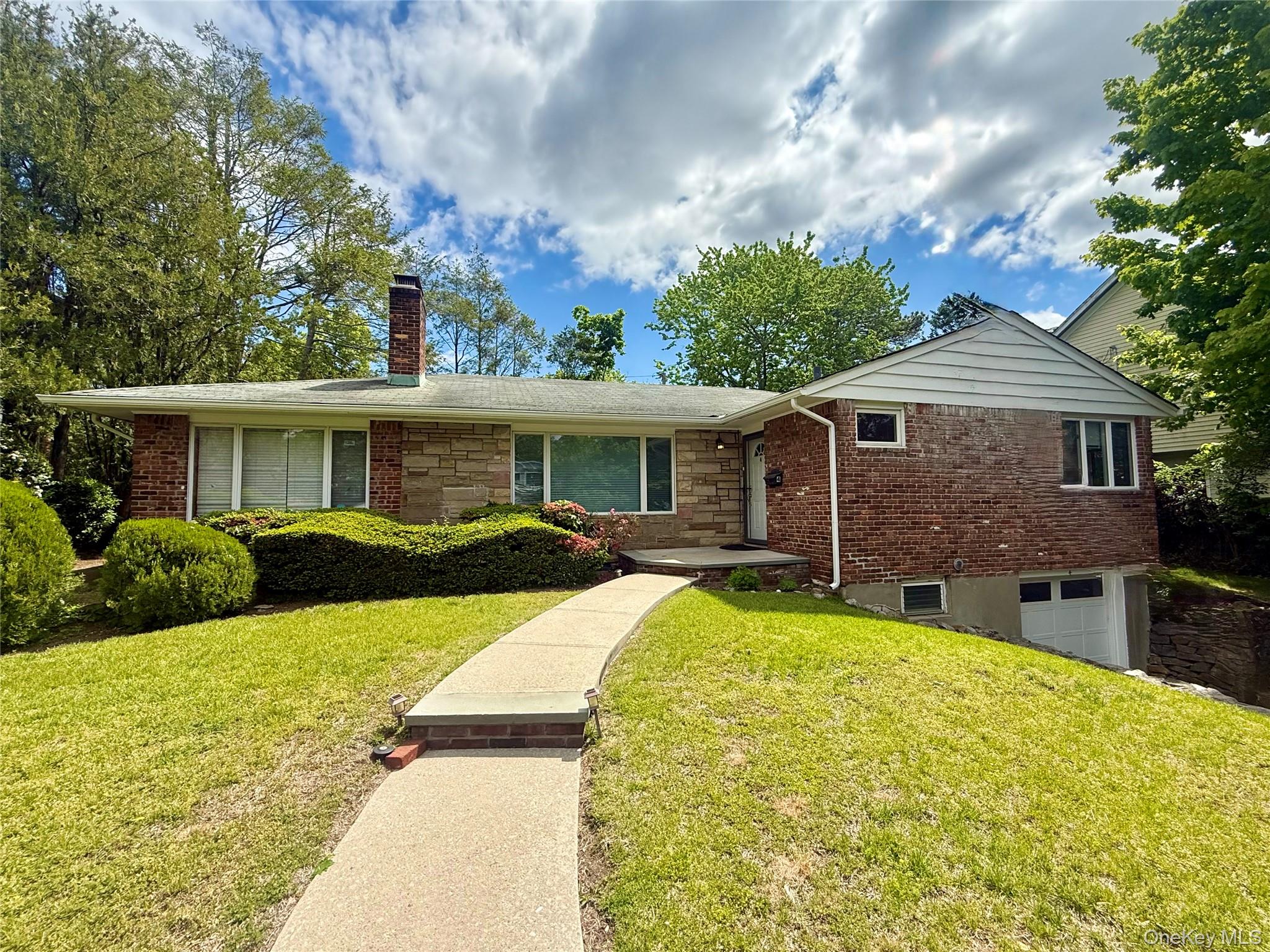 4 Annette Drive