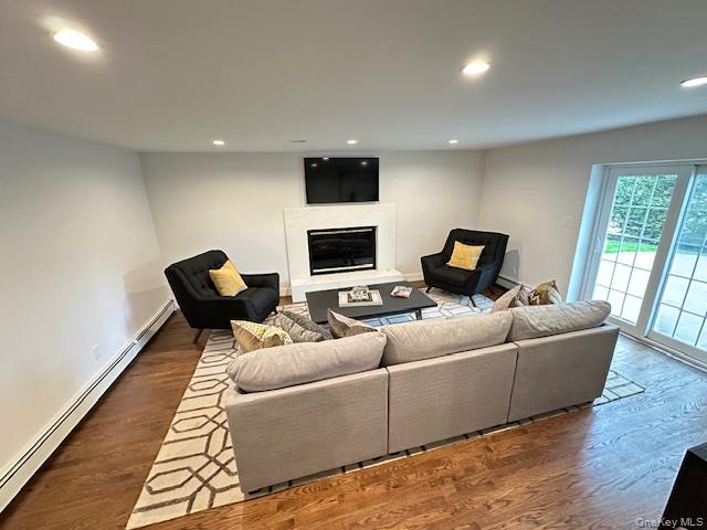 8 White Oak Drive
