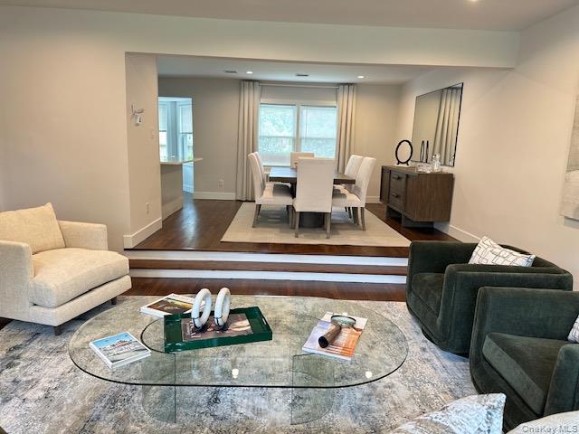 8 White Oak Drive