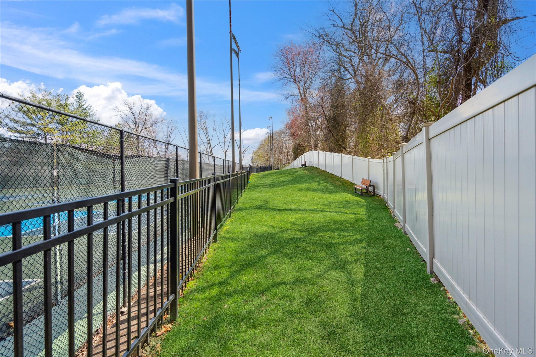41 E View Court