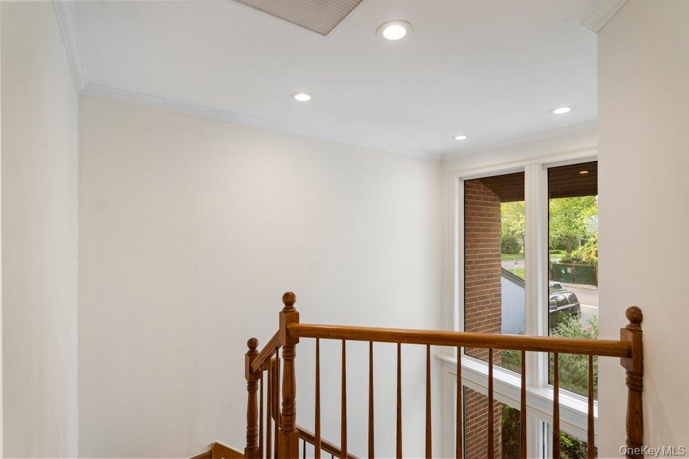 41 E View Court