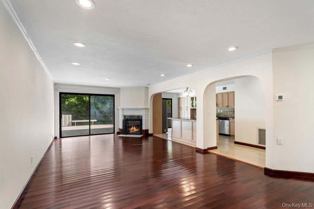 41 E View Court
