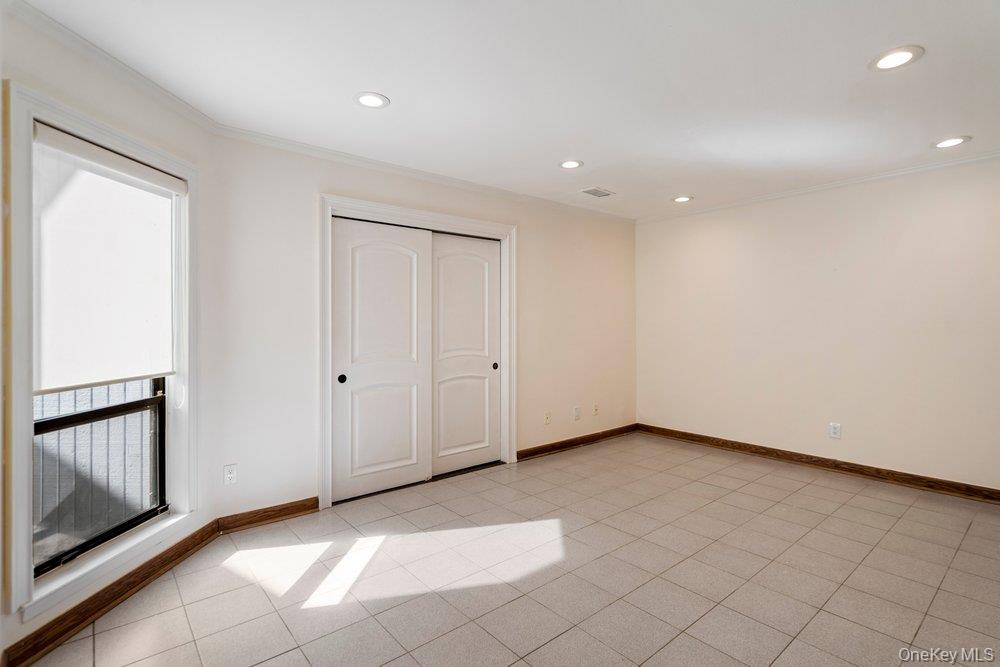 41 E View Court