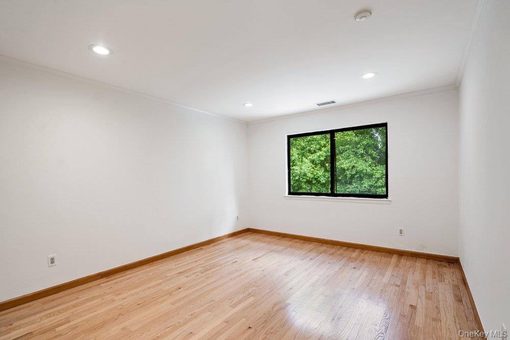 41 E View Court