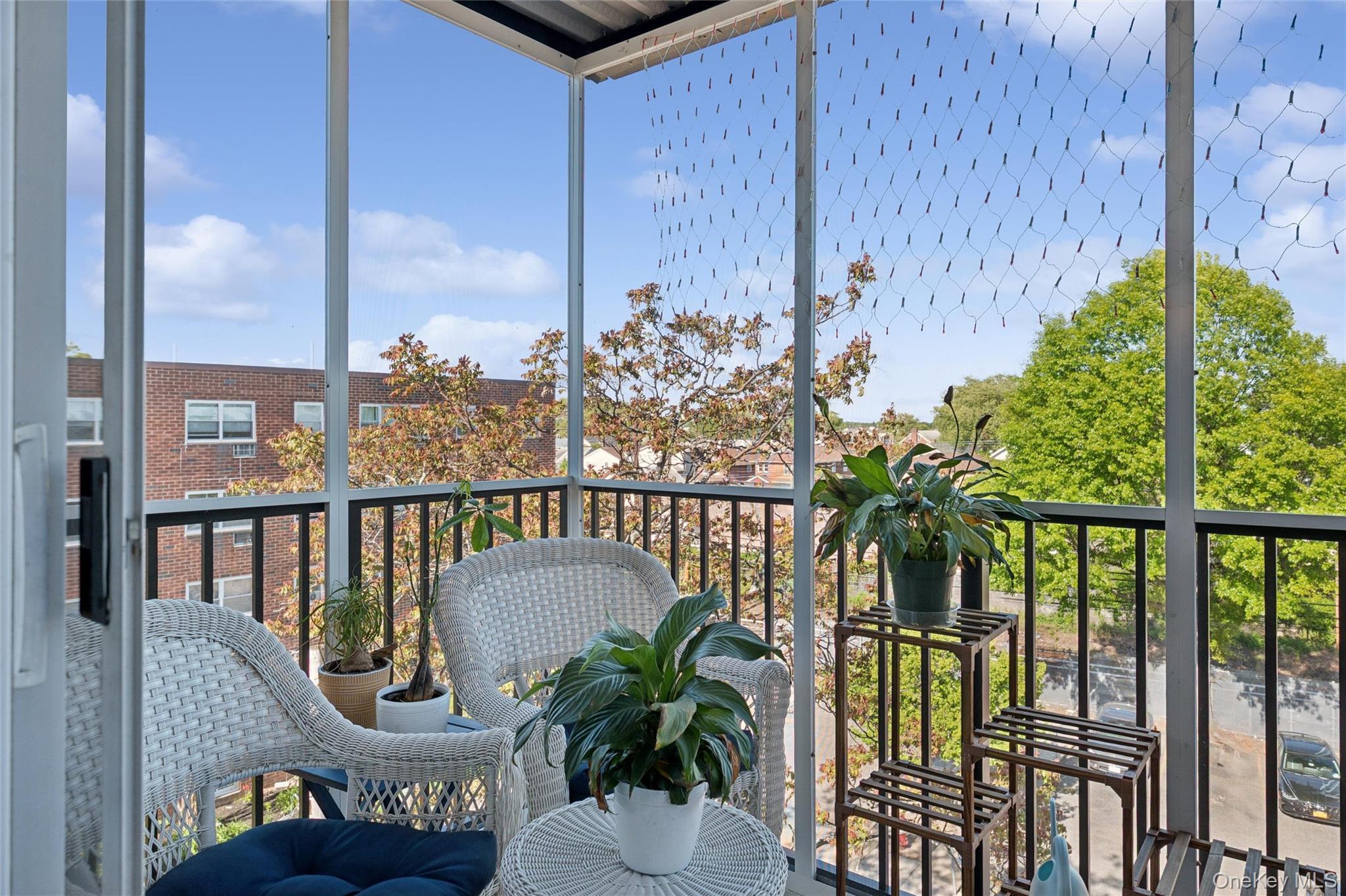 101 Lincoln Avenue Unit: 4h