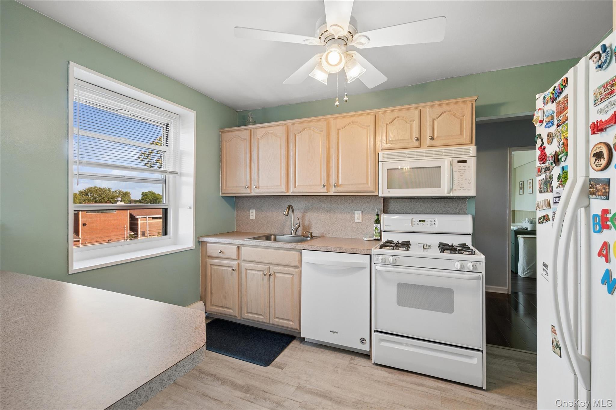 101 Lincoln Avenue Unit: 4h