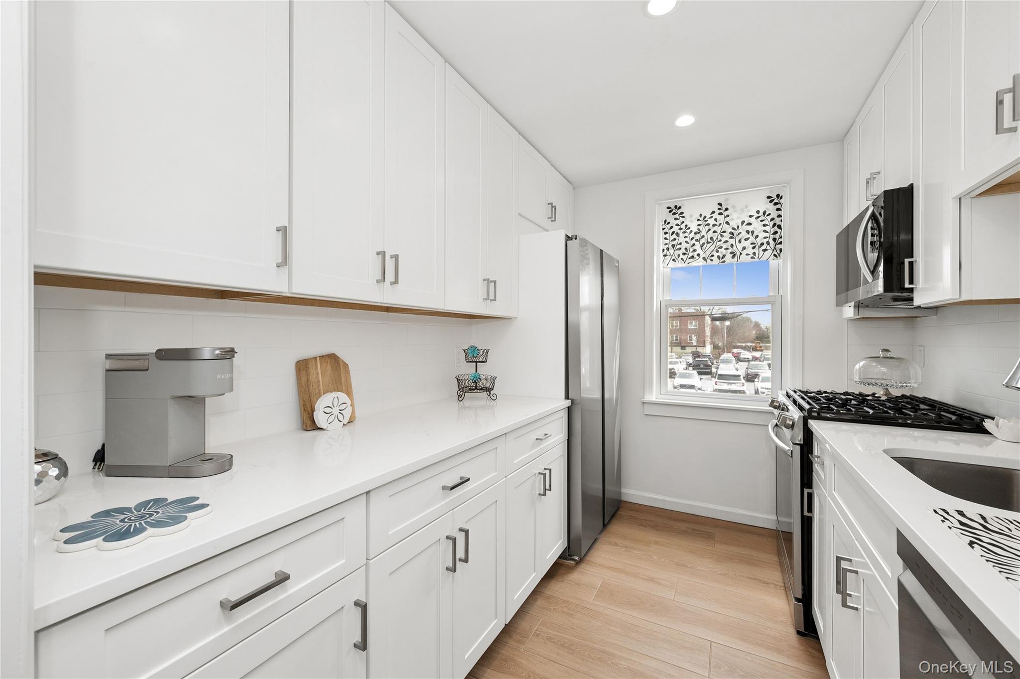 200 N Village Avenue Unit: A3