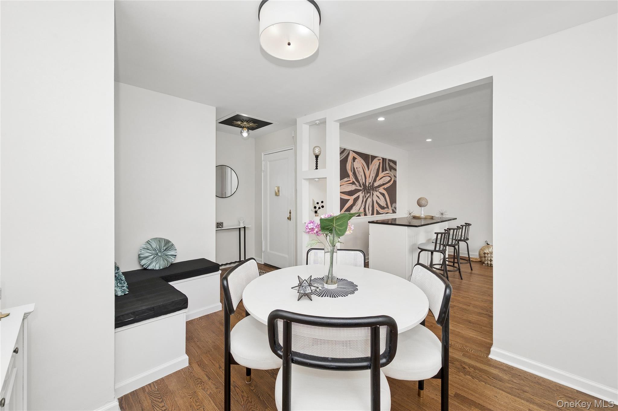 200 N Village Avenue Unit: A3
