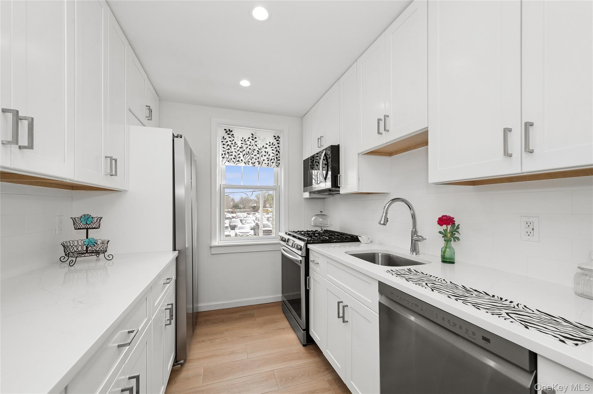 200 N Village Avenue Unit: A3