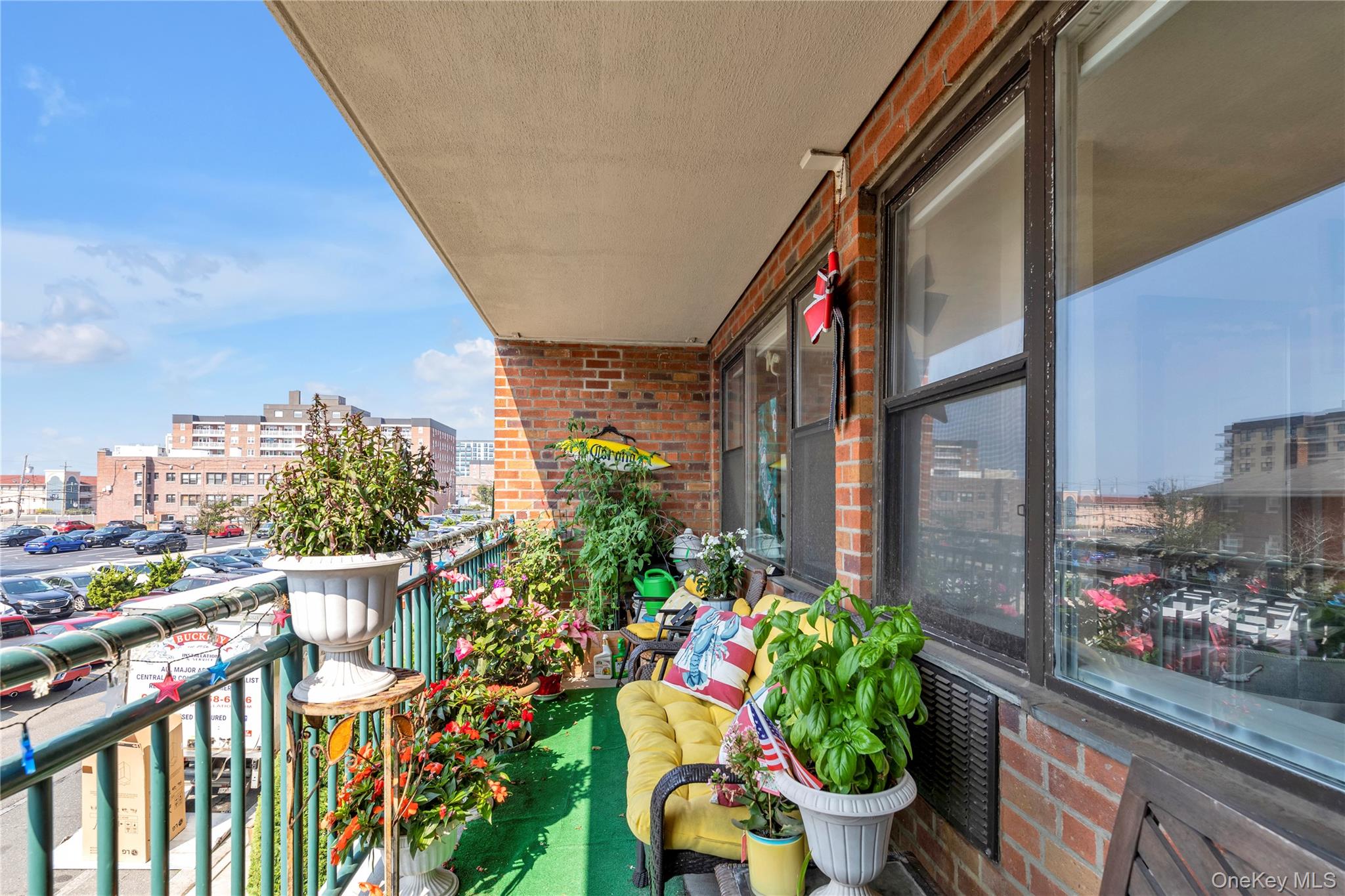 333 E Broadway Unit: 1D