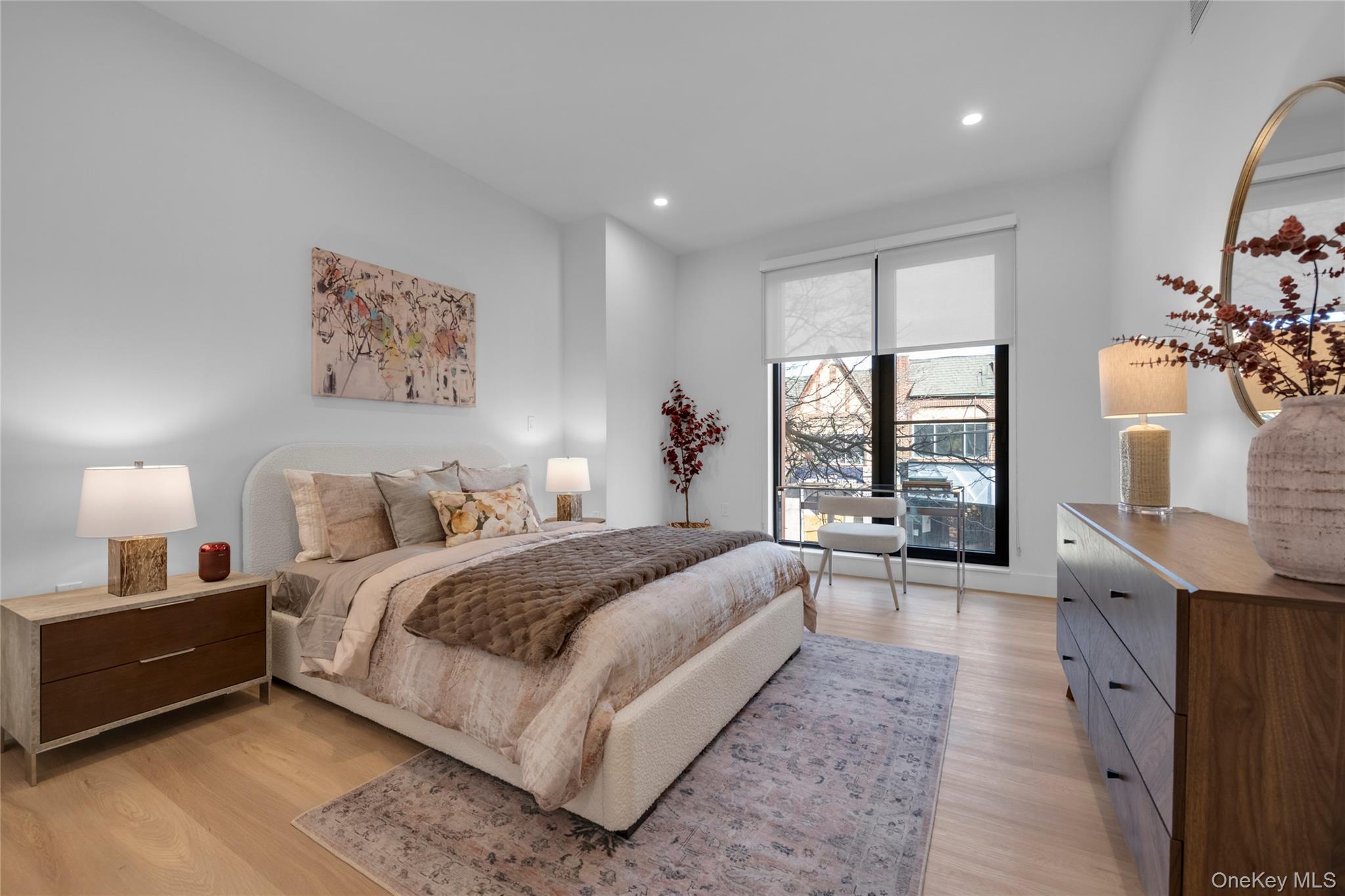 108 Middle Neck Road Unit: 4G