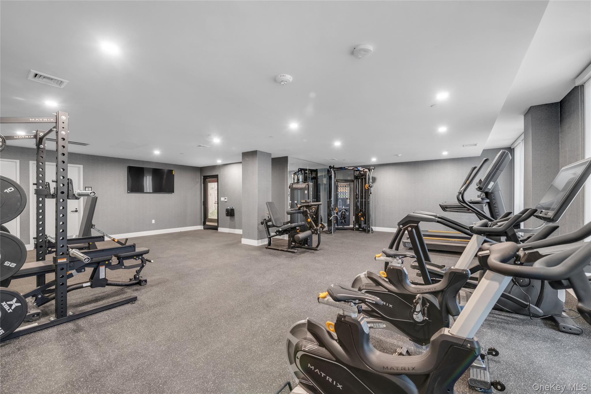 108 Middle Neck Road Unit: 4G