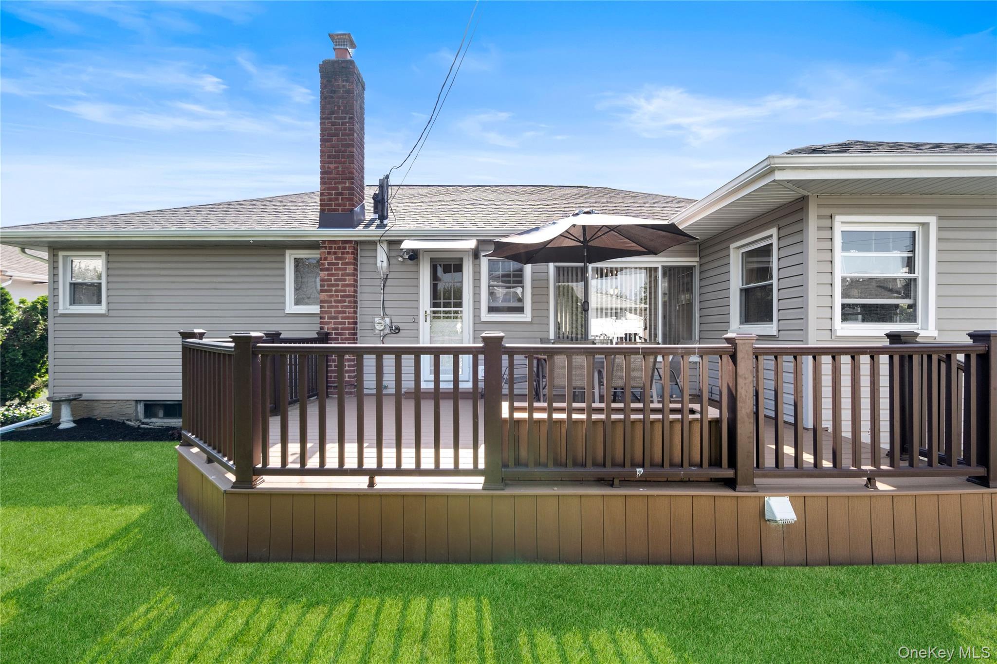 895 Iris Drive