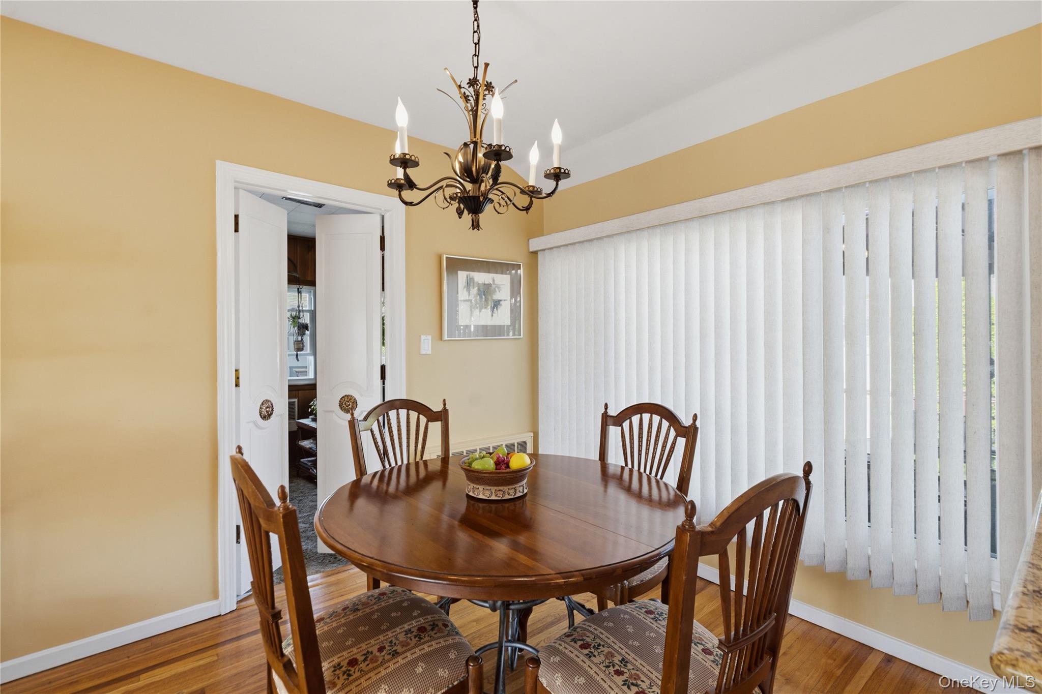 895 Iris Drive