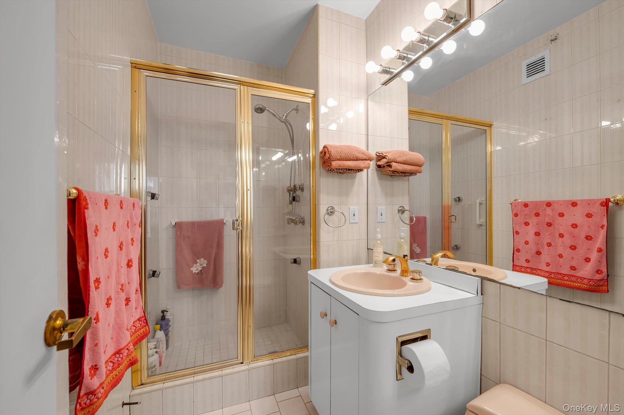 271-10 Grand Central Parkway Unit: 29V