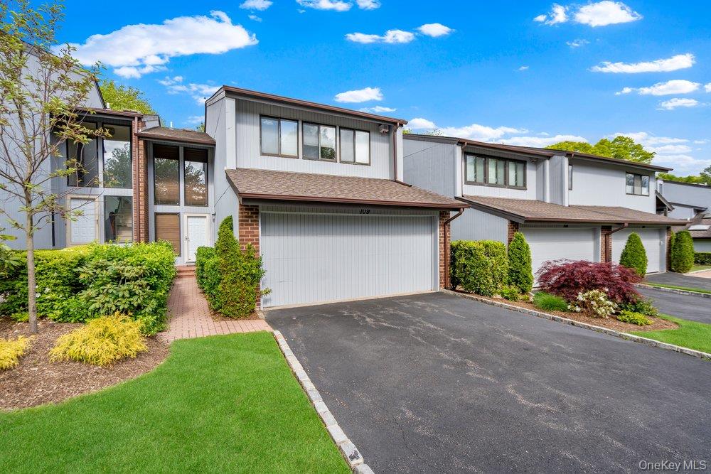109 Foxwood Drive