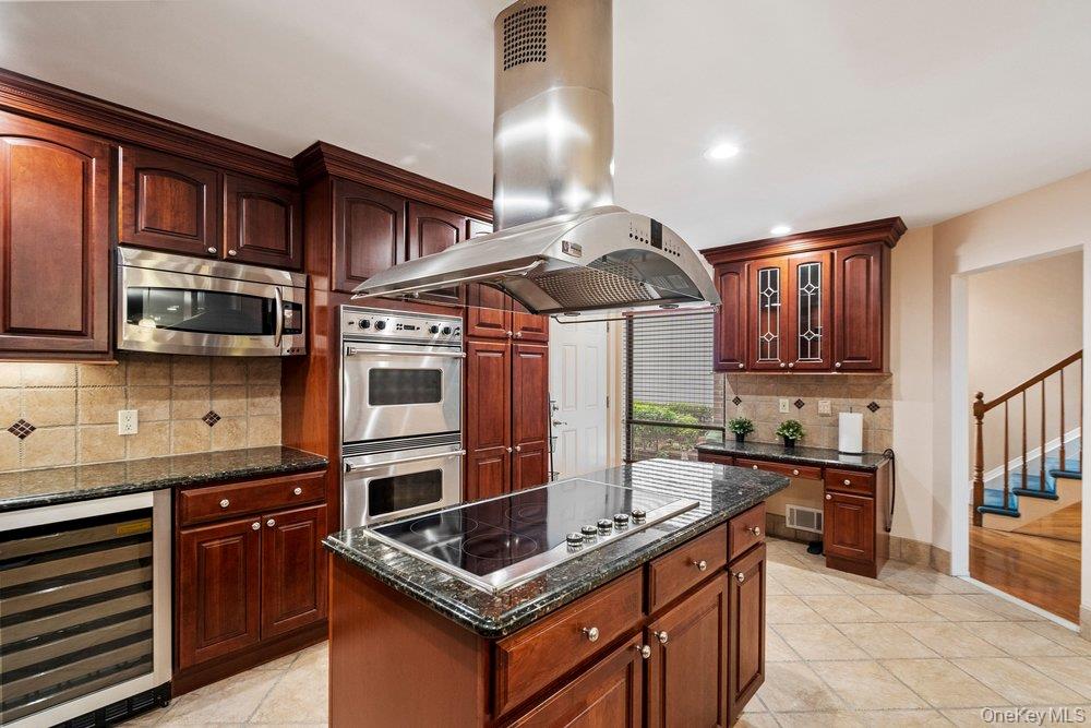 109 Foxwood Drive