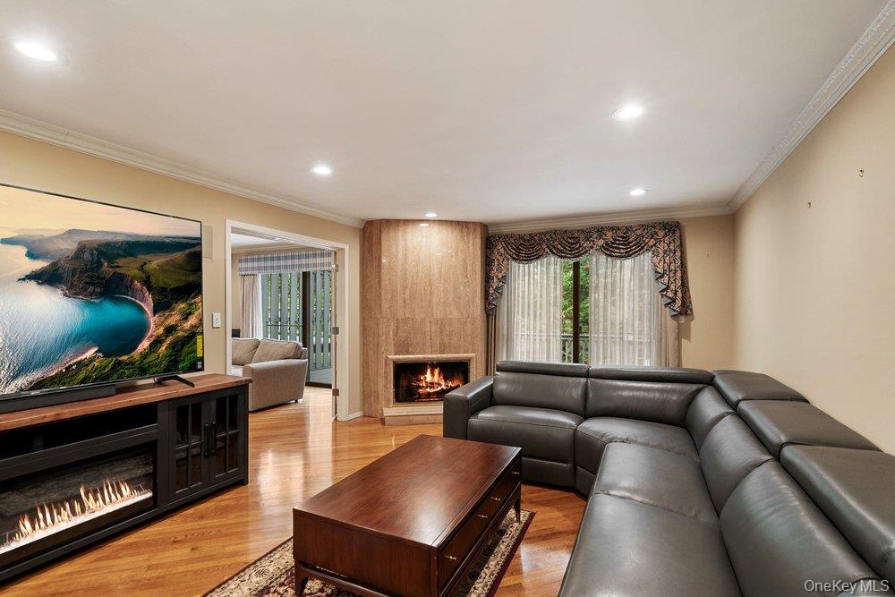 109 Foxwood Drive