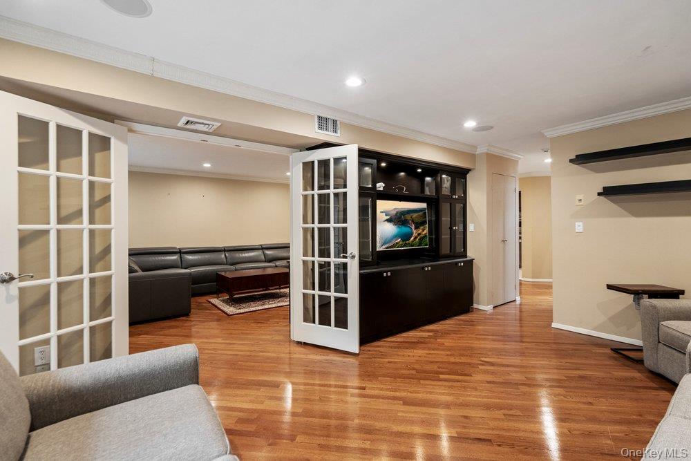 109 Foxwood Drive
