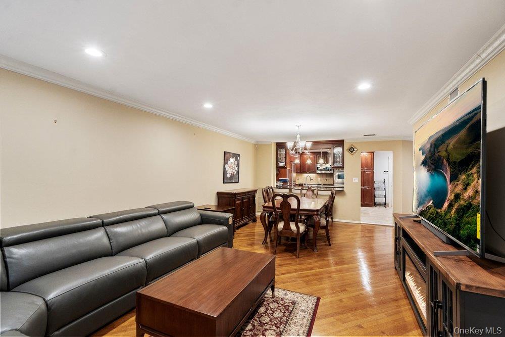 109 Foxwood Drive