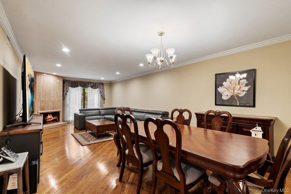 109 Foxwood Drive