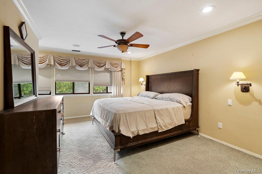 109 Foxwood Drive