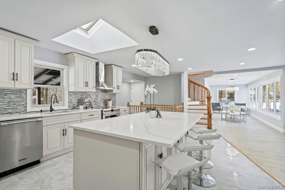 497 Woodbury Road