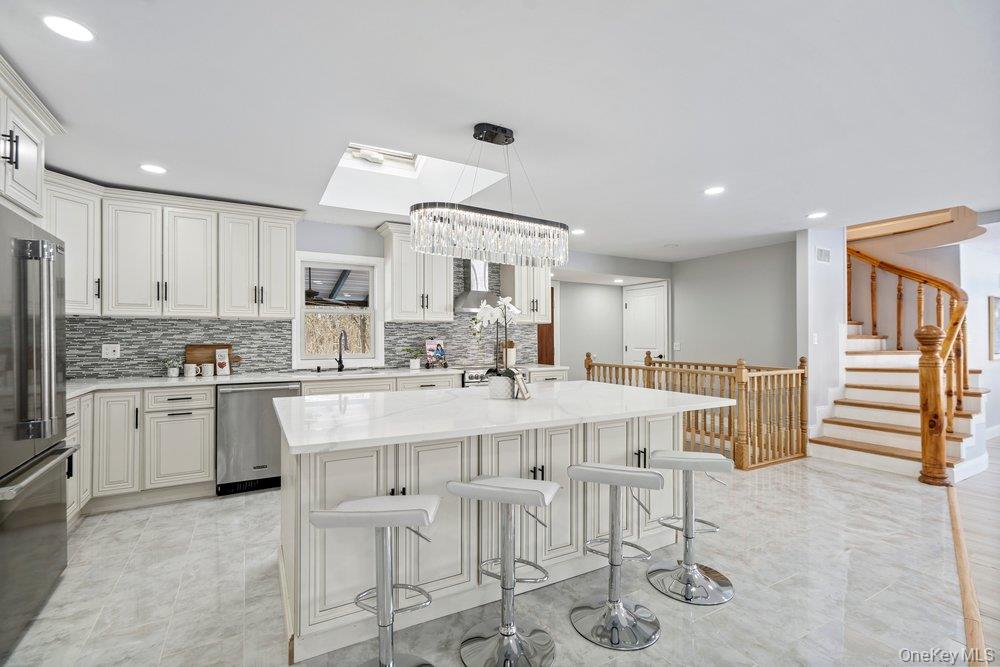 497 Woodbury Road