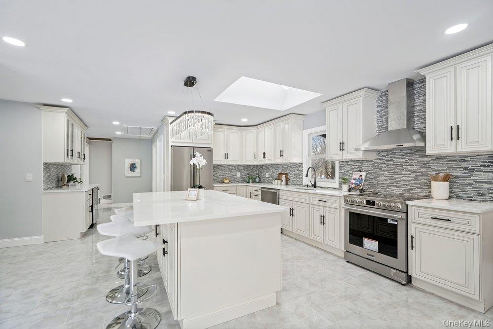 497 Woodbury Road