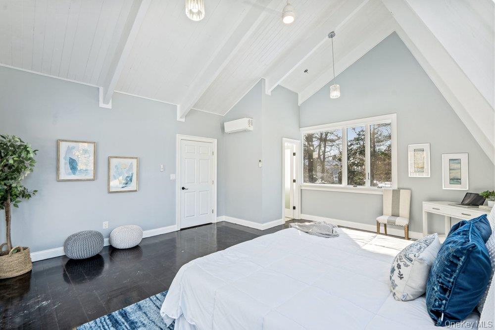 497 Woodbury Road